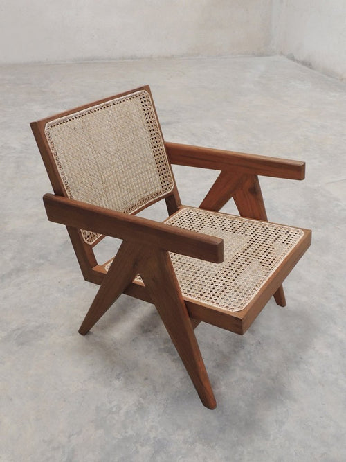 phantom-hands-easy-armchair